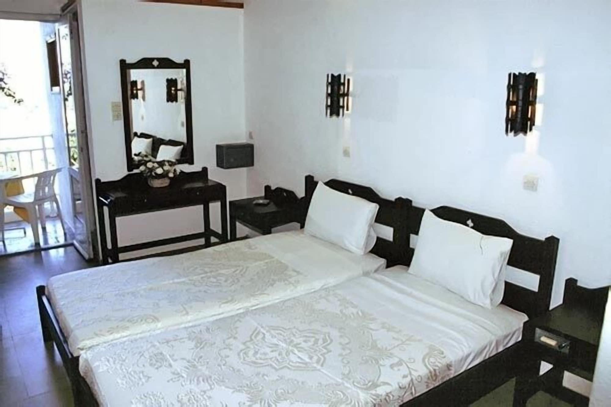 Armonia Hotel Stalida Exterior photo
